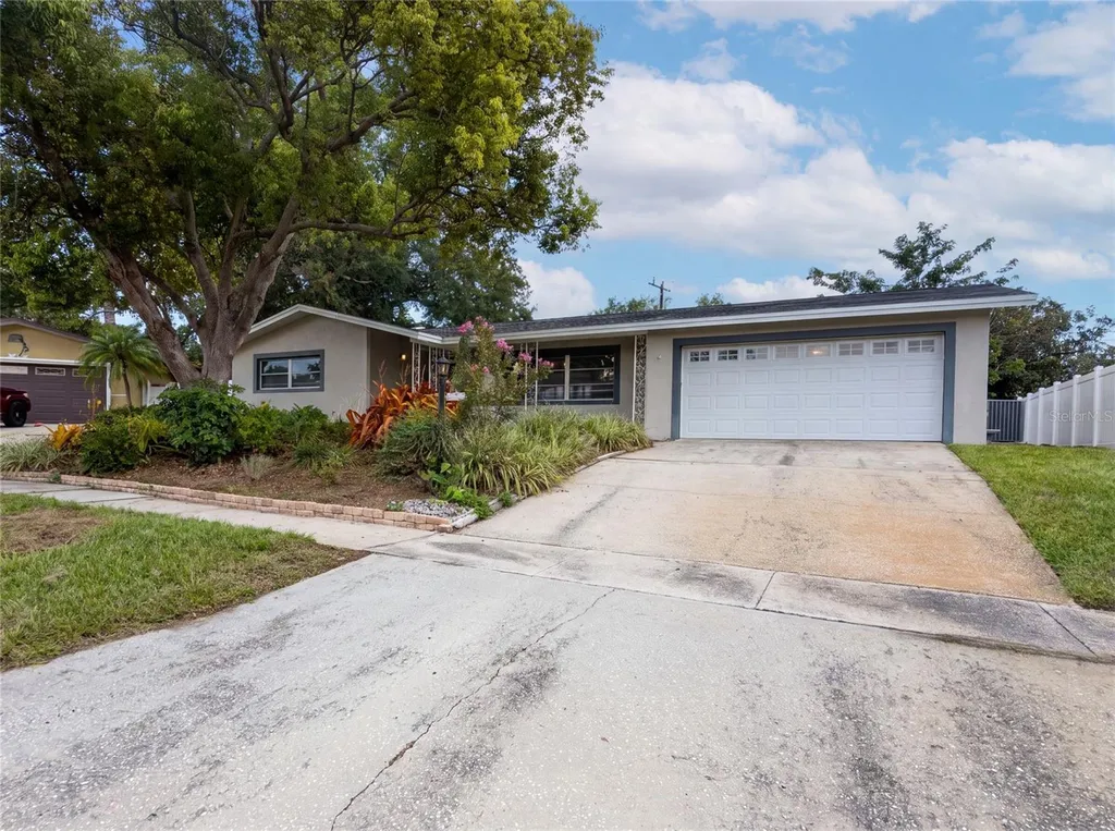 1666 Palace Drive Clearwater FL 33756