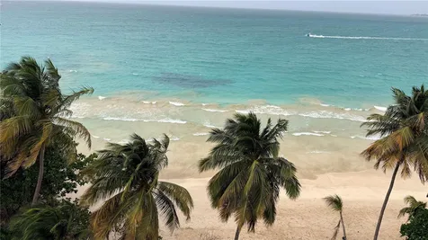 3409 Ave. Isla Verde Carolina PR 00979