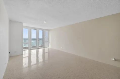 3409 Ave. Isla Verde Carolina PR 00979