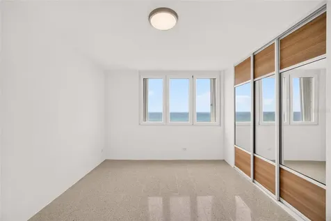 3409 Ave. Isla Verde Carolina PR 00979