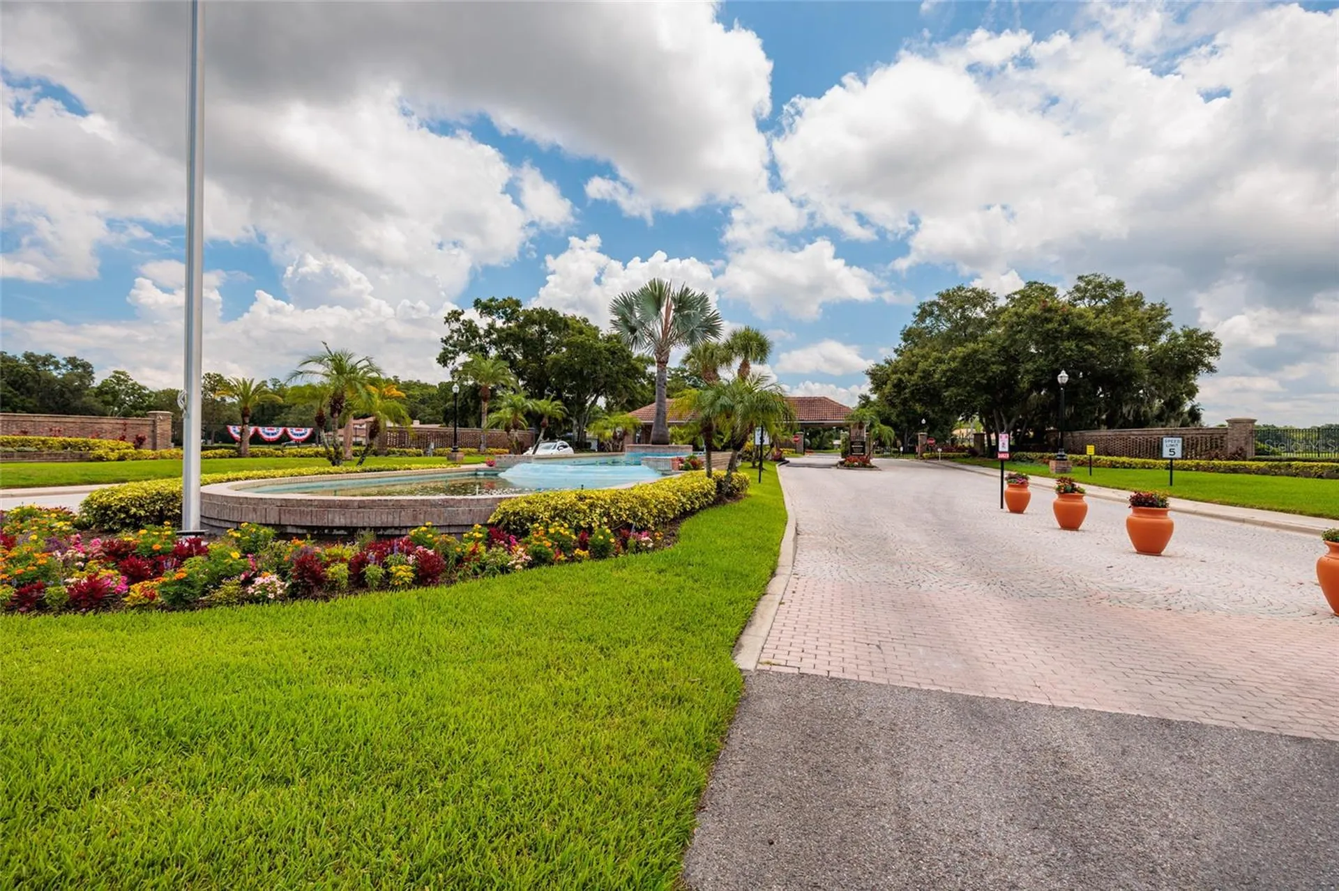 1338 Dartford Drive Tarpon Springs FL 34688