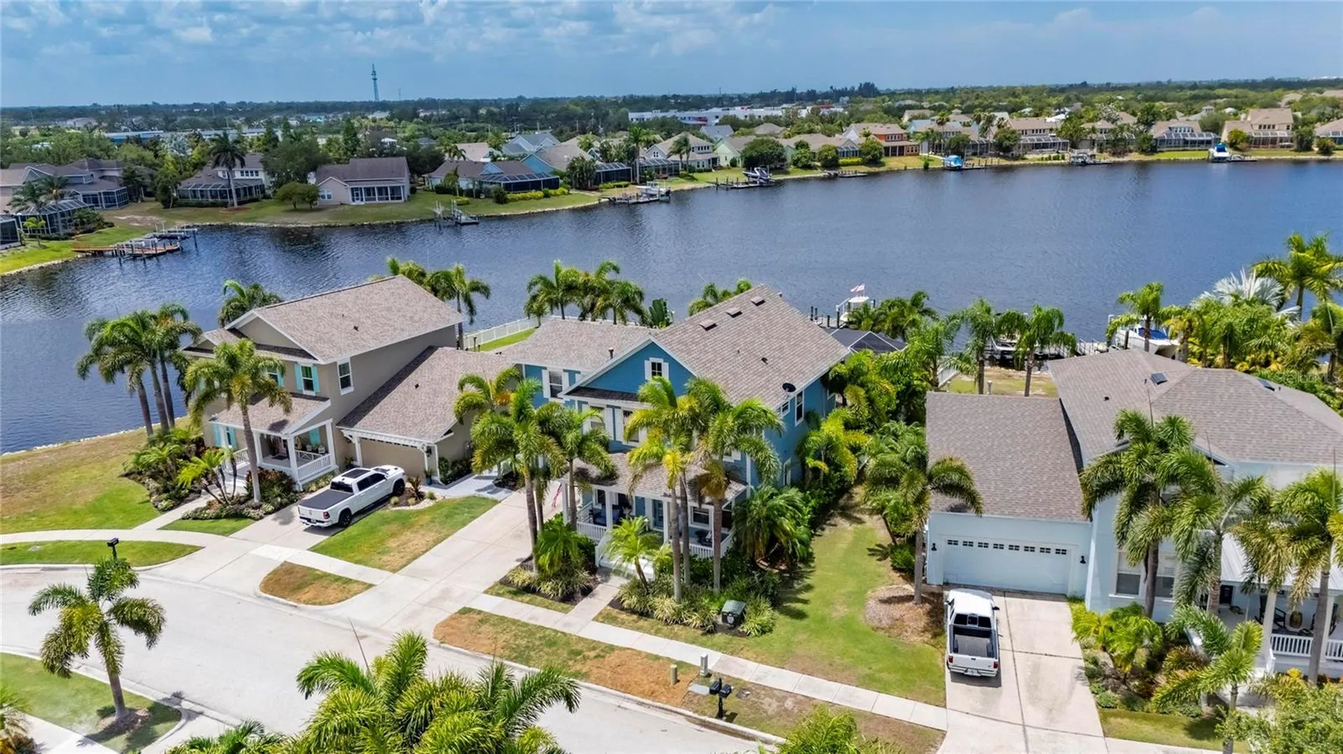 5216 Point Harbor Lane Apollo Beach FL 33572