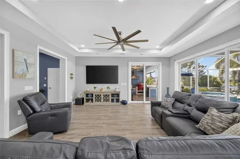 5216 Point Harbor Lane Apollo Beach FL 33572