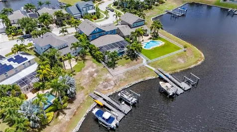 5216 Point Harbor Lane Apollo Beach FL 33572