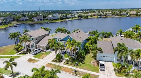 5216 Point Harbor Lane Apollo Beach FL 33572