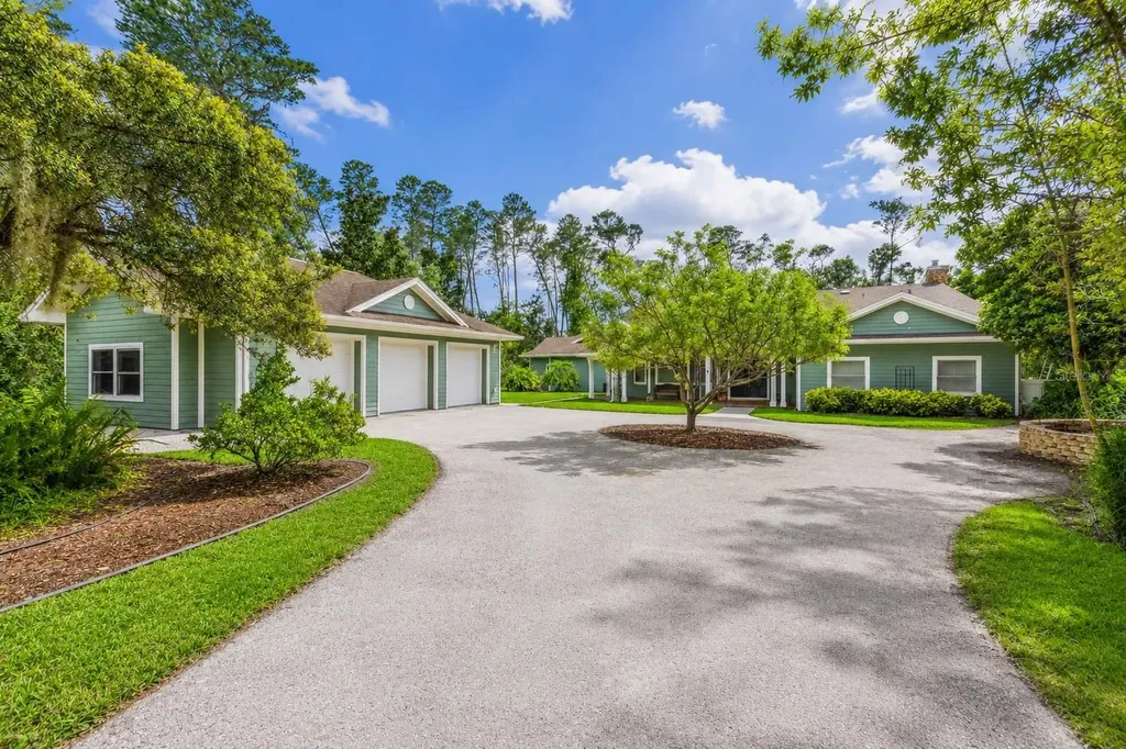 967 Pine Hill Road Palm Harbor FL 34683