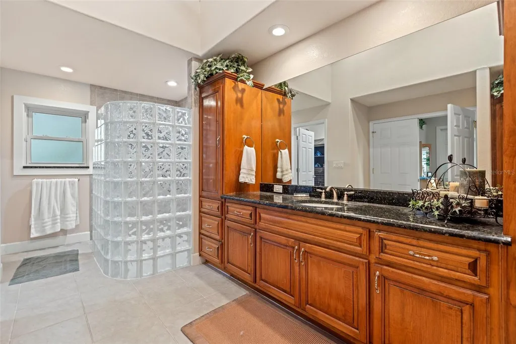 967 Pine Hill Road Palm Harbor FL 34683