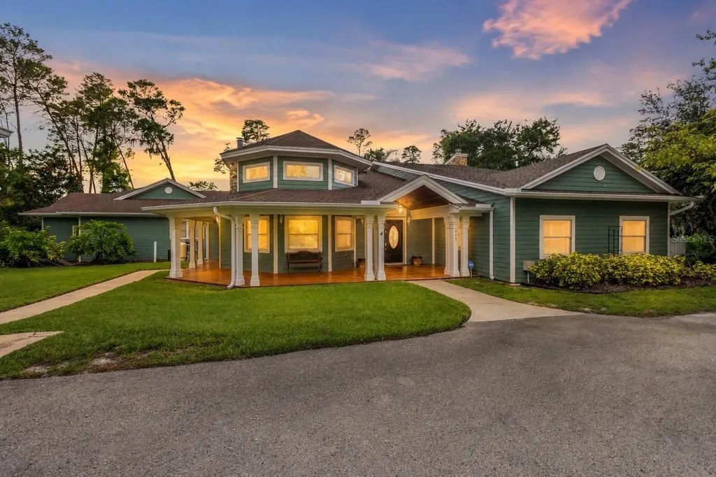 967 Pine Hill Road Palm Harbor FL 34683