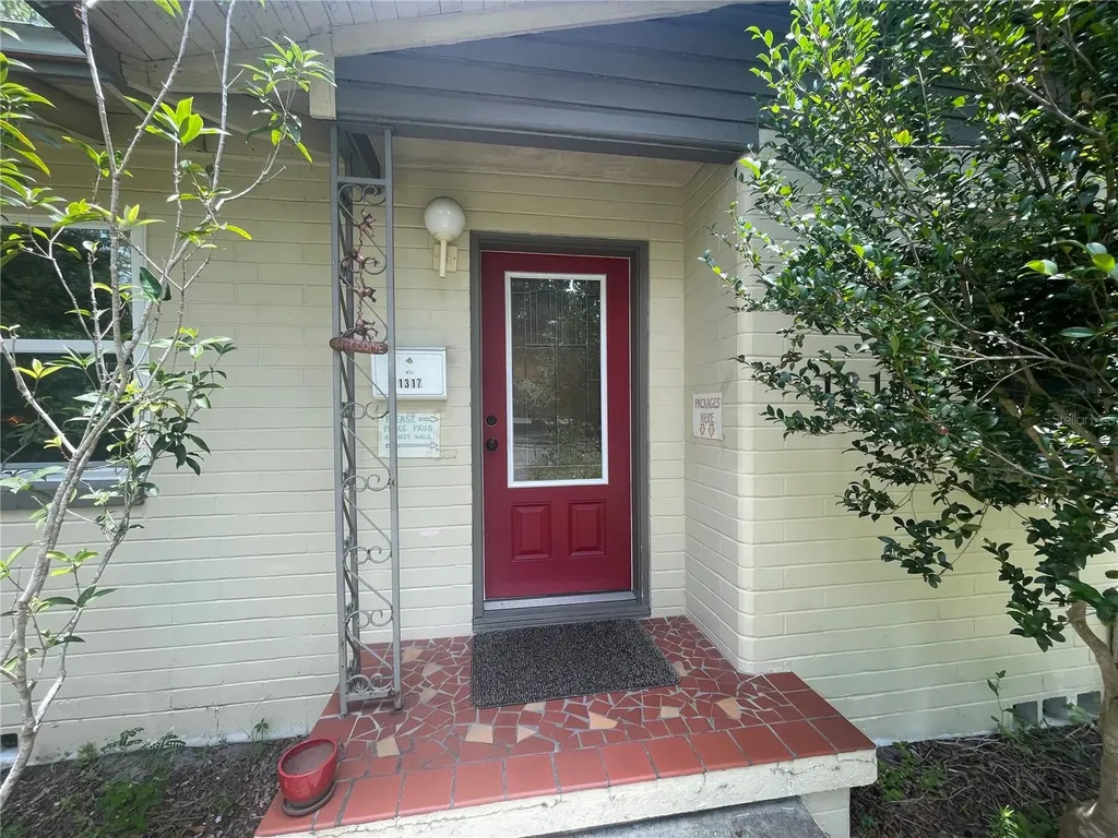 1317 NW 4th Street Gainesville FL 32601
