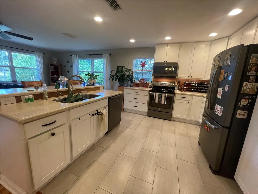 1317 NW 4th Street Gainesville FL 32601