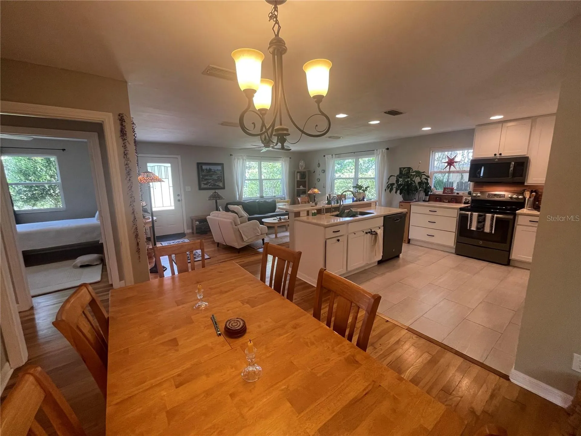 1317 NW 4th Street Gainesville FL 32601