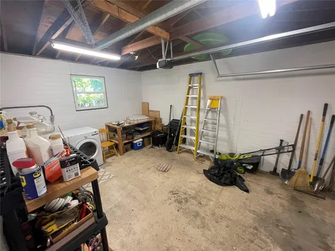 1317 NW 4th Street Gainesville FL 32601