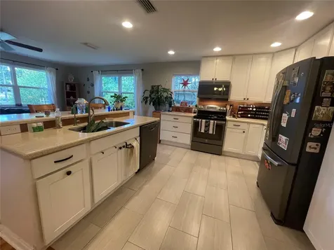 1317 NW 4th Street Gainesville FL 32601