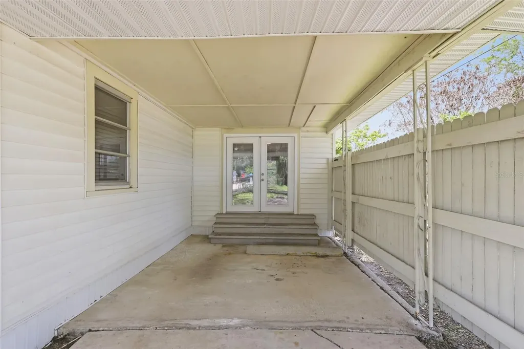 708 Celery Avenue Sanford FL 32771
