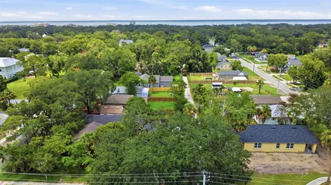 708 Celery Avenue Sanford FL 32771