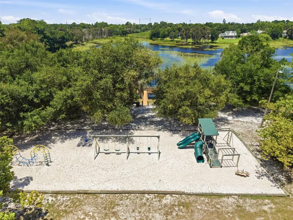 16909 Rolling Rock Drive Tampa FL 33618