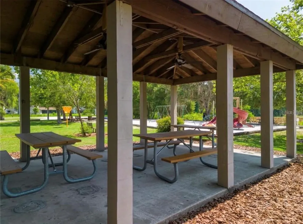 16909 Rolling Rock Drive Tampa FL 33618