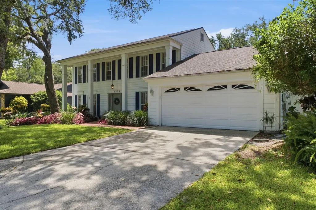 16909 Rolling Rock Drive Tampa FL 33618