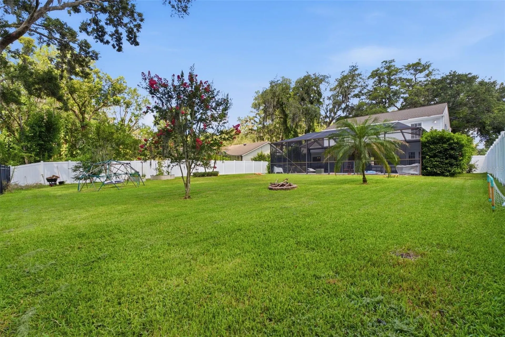 16909 Rolling Rock Drive Tampa FL 33618