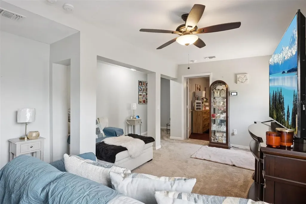 90 N Goldwyn Avenue Orlando FL 32805