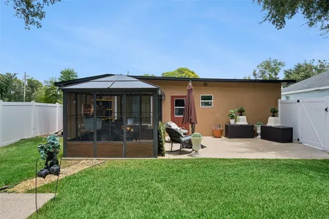 90 N Goldwyn Avenue Orlando FL 32805