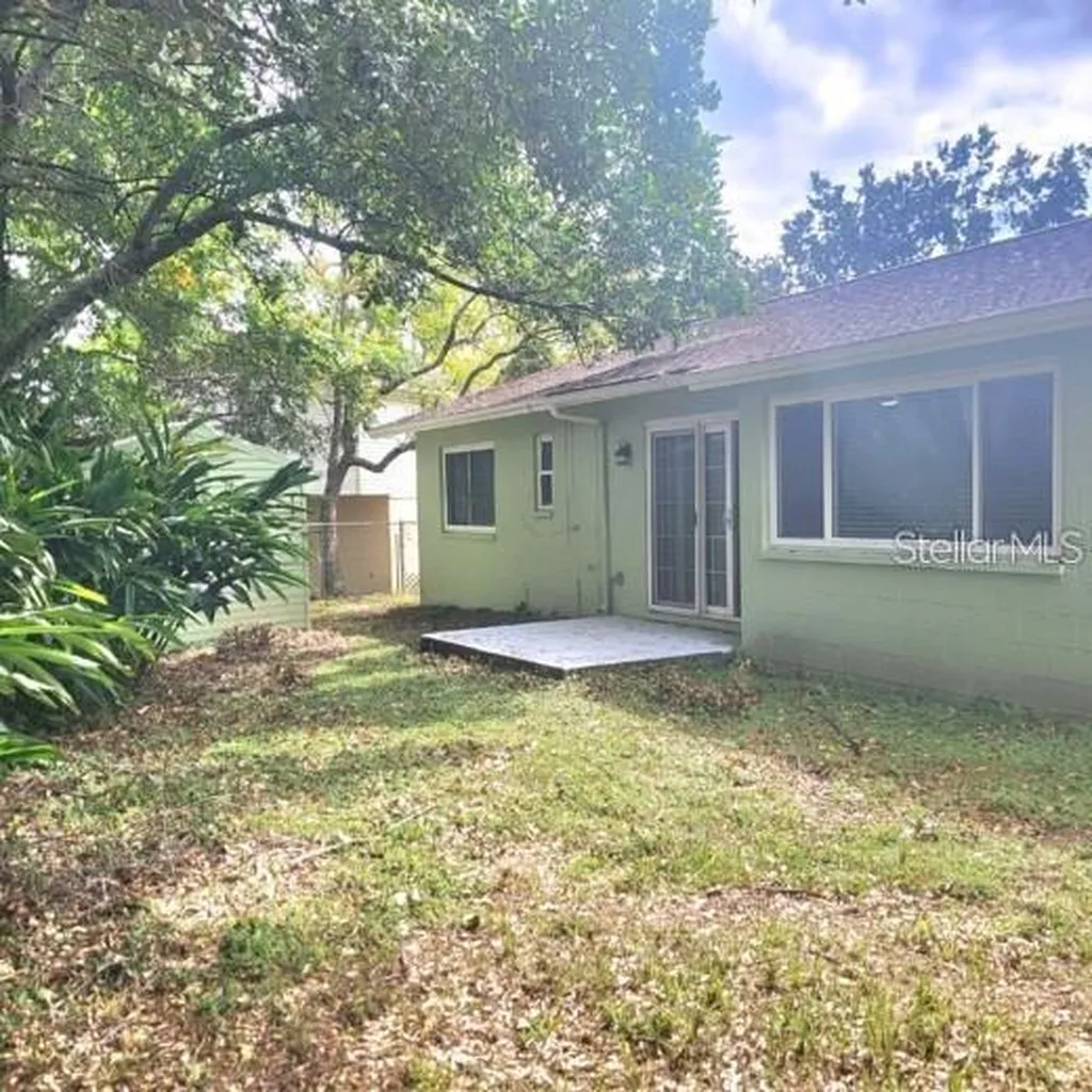 605 Hillpoint Way Brandon FL 33510