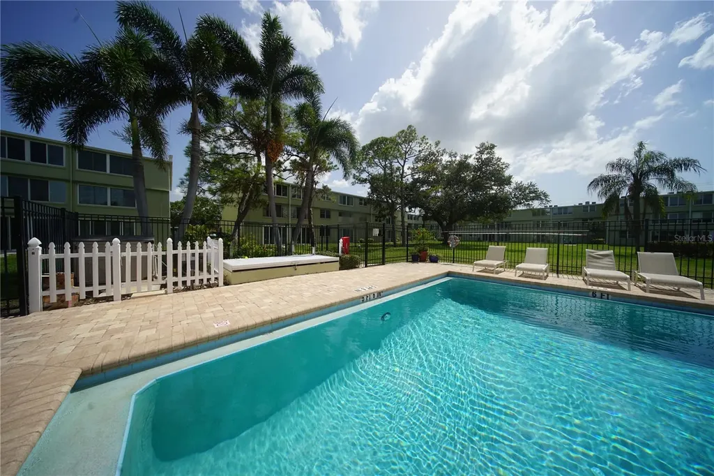 4705 1st Street NE St Petersburg FL 33703