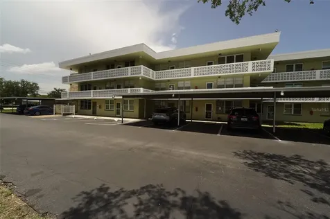 4705 1st Street NE St Petersburg FL 33703