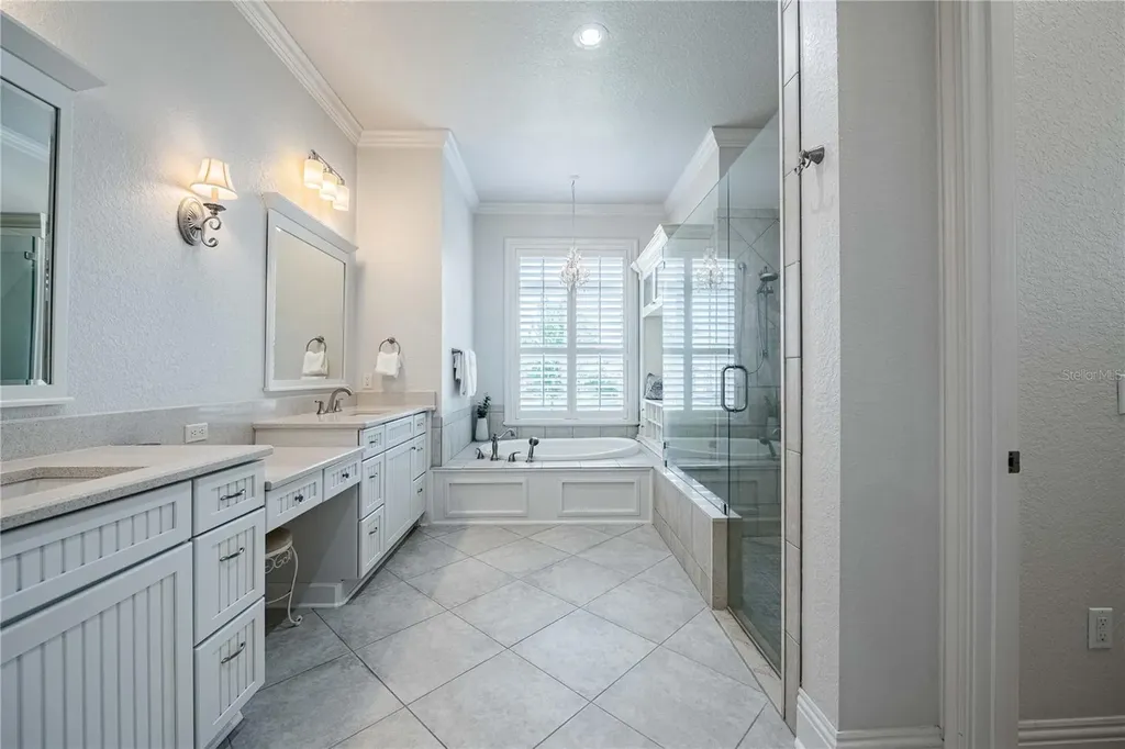 6768 Crescent Woods Circle Lakeland FL 33813