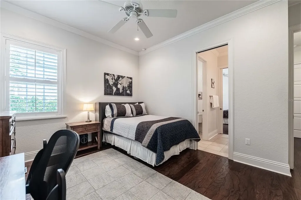 6768 Crescent Woods Circle Lakeland FL 33813