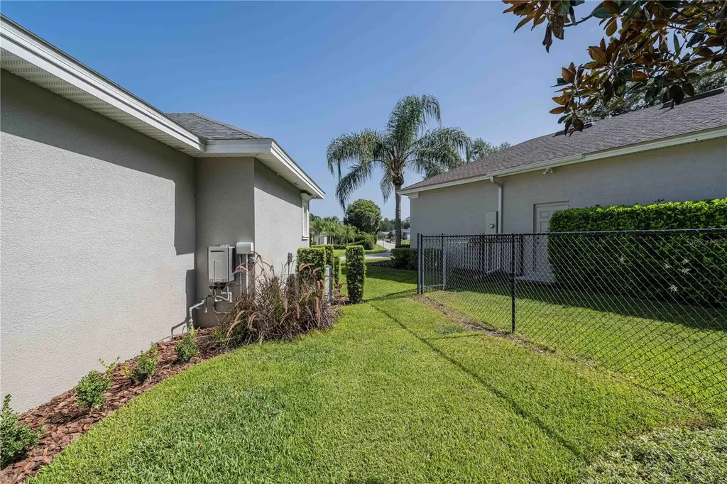 6768 Crescent Woods Circle Lakeland FL 33813