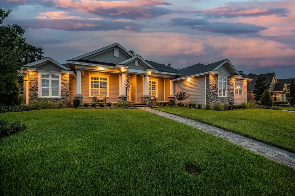 6768 Crescent Woods Circle Lakeland FL 33813