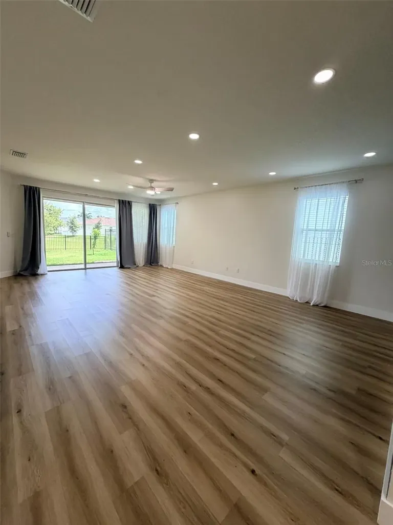 3467 74th Avenue Circle E Sarasota FL 34243