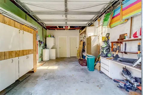 10802 Mohawk Road St Petersburg FL 33708