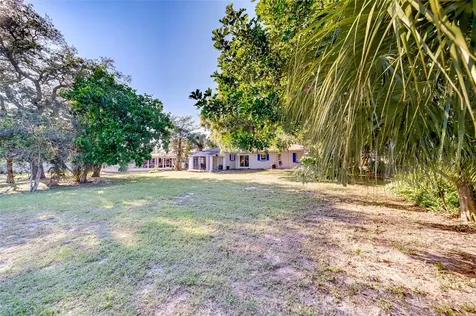 10802 Mohawk Road St Petersburg FL 33708