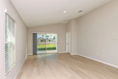 36618 Sagemoor Drive Zephyrhills FL 33541