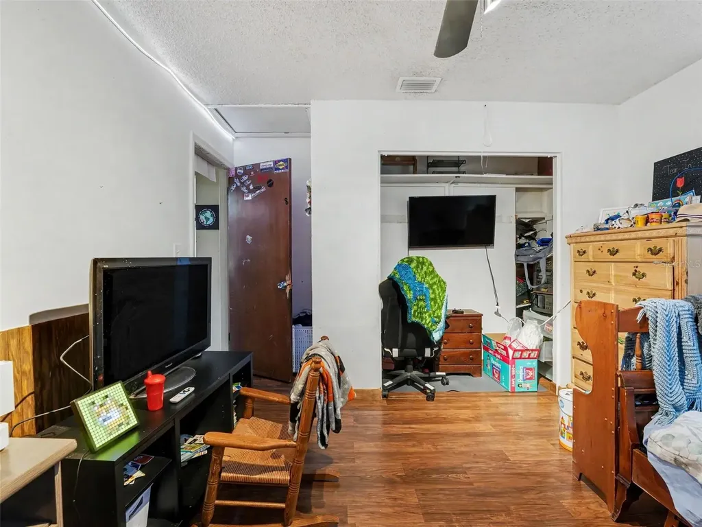 128 N Pointe Drive Auburndale FL 33823