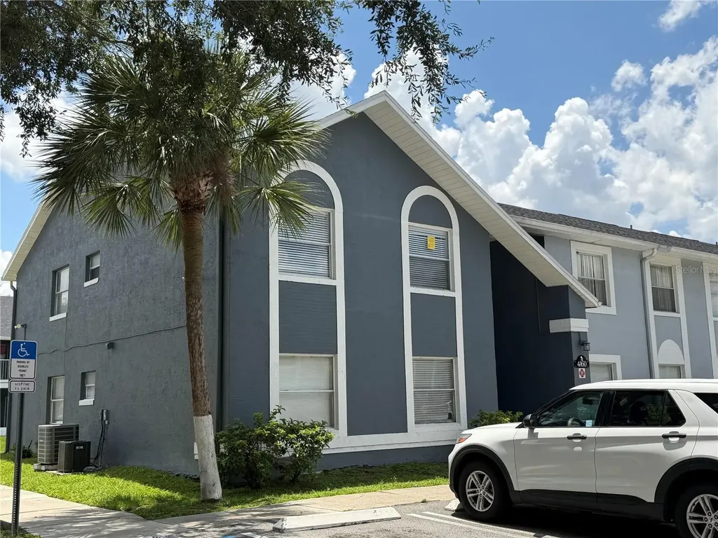 4160 Pershing Pointe Place Orlando FL 32822