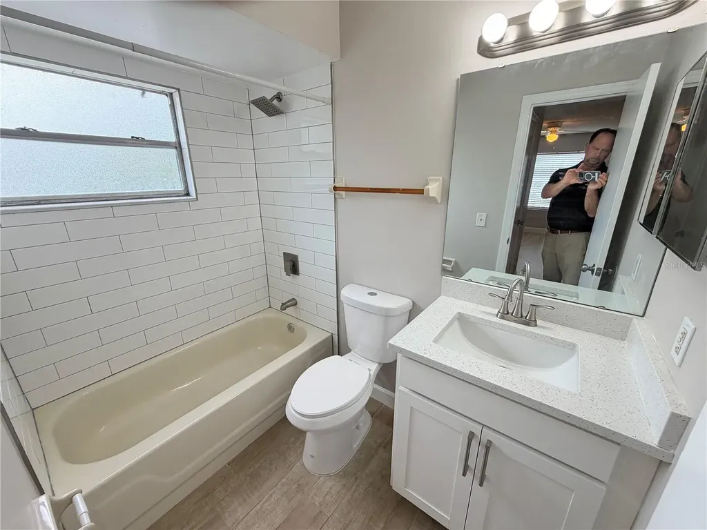 4160 Pershing Pointe Place Orlando FL 32822