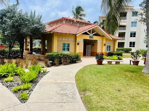 Maralago Ocean Drive Humacao PR 00791