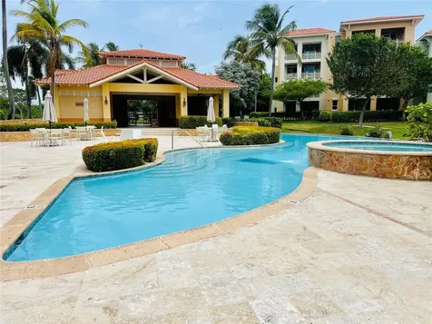Maralago Ocean Drive Humacao PR 00791
