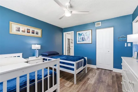 15462 Gulf Boulevard St Petersburg FL 33708