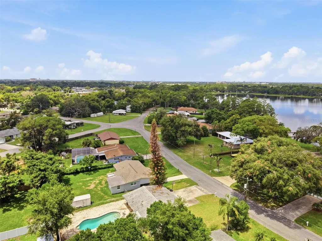 123 E Lake Mary Drive Orlando FL 32839