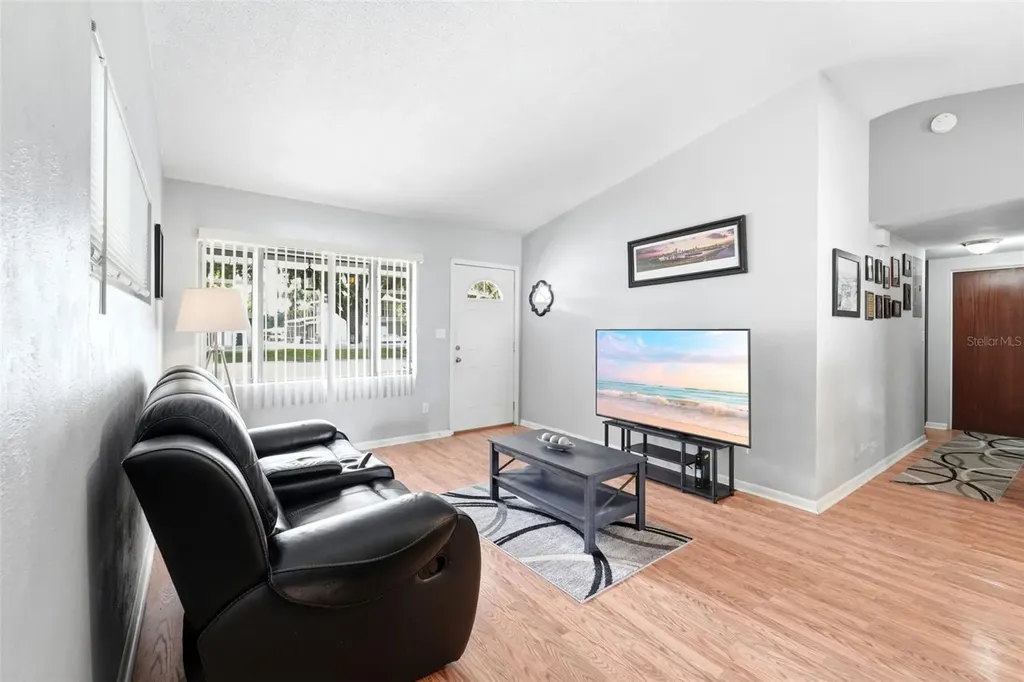 123 E Lake Mary Drive Orlando FL 32839