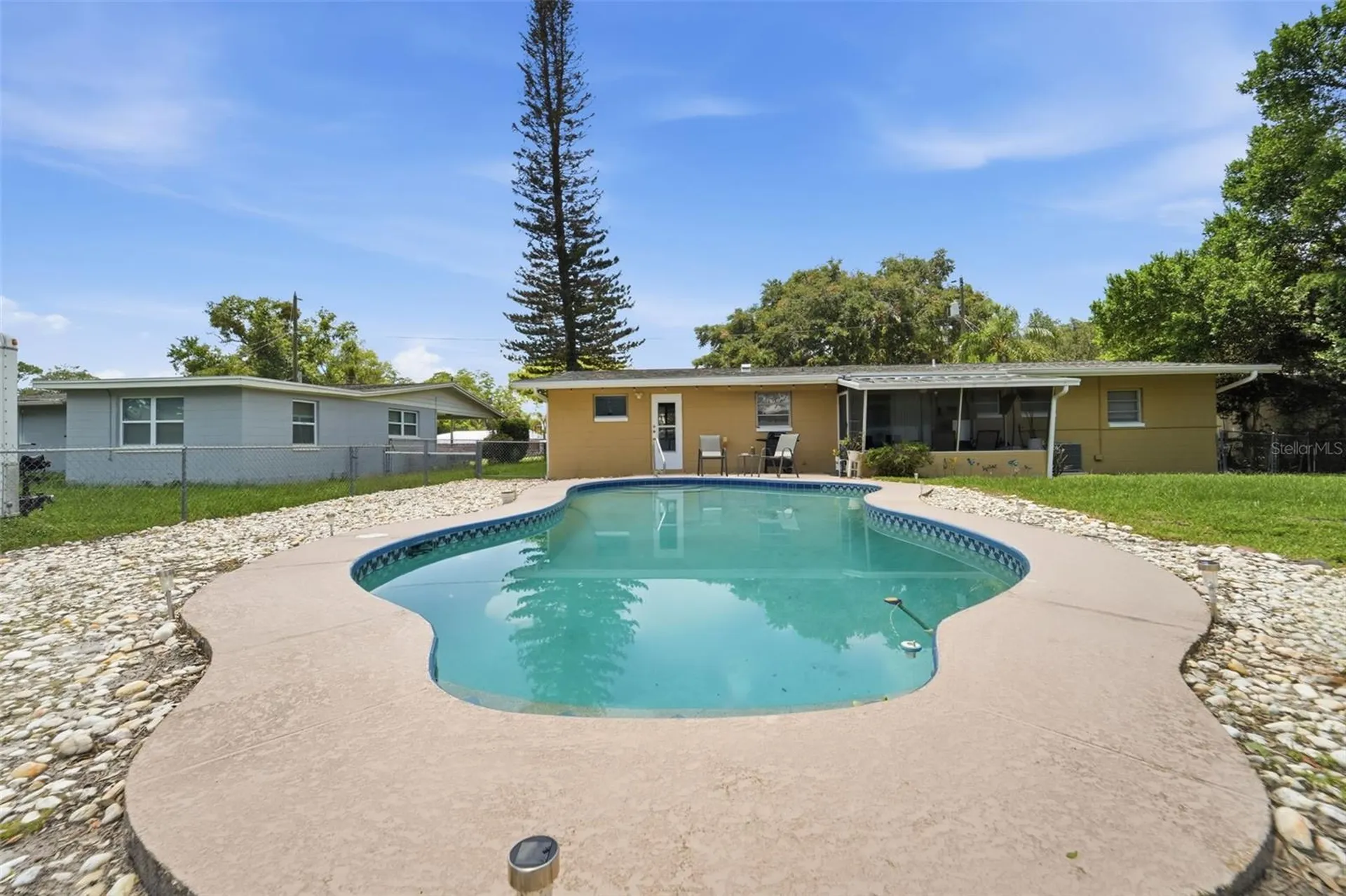 123 E Lake Mary Drive Orlando FL 32839
