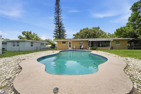 123 E Lake Mary Drive Orlando FL 32839