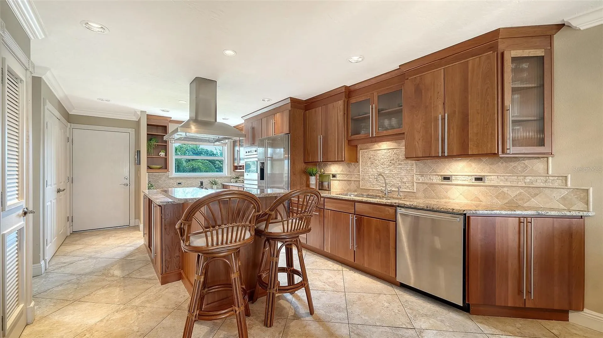 7115 Gulf Of Mexico Drive Longboat Key FL 34228