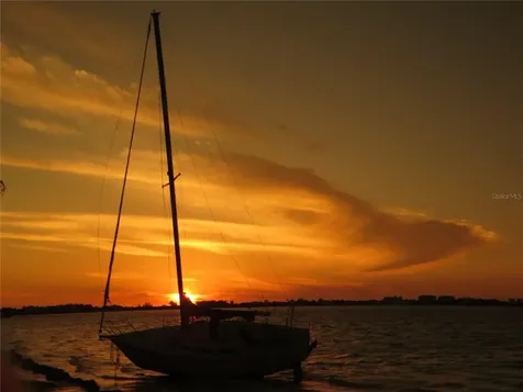 7115 Gulf Of Mexico Drive Longboat Key FL 34228