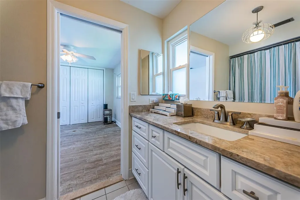 5230 Venetian Boulevard NE St Petersburg FL 33703
