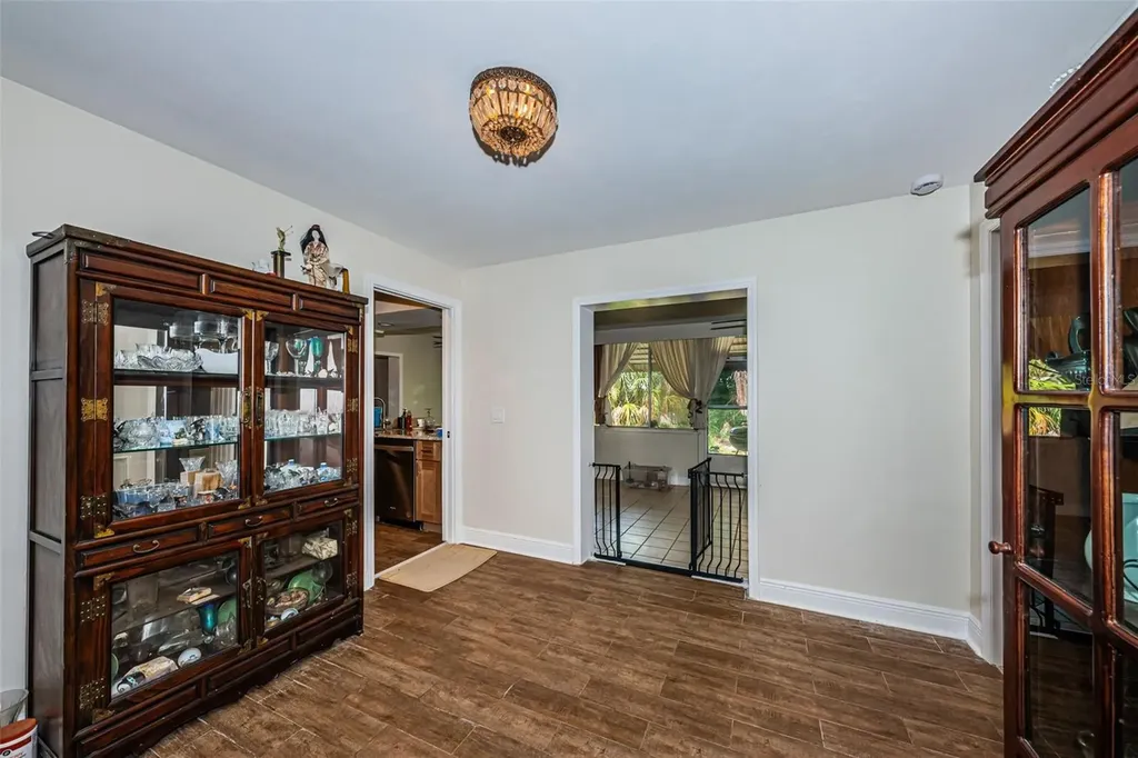 5230 Venetian Boulevard NE St Petersburg FL 33703